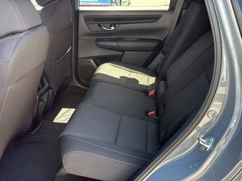 Used 2025 Honda CR-V Sport image 17