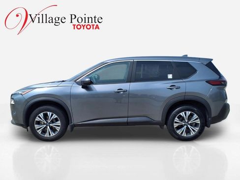 Used 2023 Nissan Rogue SV AWD/4WD image 2