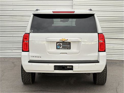 Used 2018 Chevrolet Tahoe LT image 11