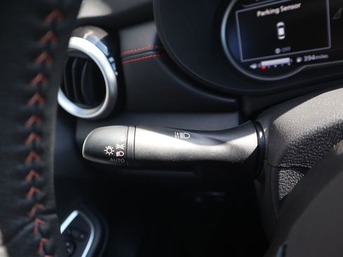 New 2025 Nissan Versa SR w/ Trunk Package image 22