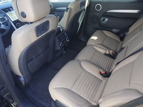 New 2026 Land Rover Discovery Limited Edition image 29