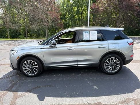 Certified 2023 Lincoln Corsair Reserve w/ Equipment Group 201A AWD/4WD image 4