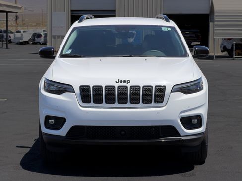 Used 2023 Jeep Cherokee Altitude Lux AWD/4WD image 8