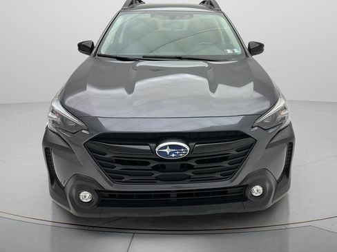 Used 2025 Subaru Outback Onyx Edition AWD/4WD image 2