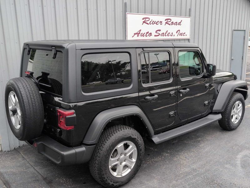 Used 2021 Jeep Wrangler Unlimited Sport AWD/4WD image 7