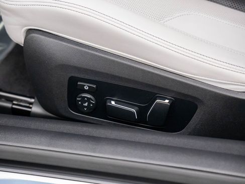 Certified 2025 BMW M4 xDrive Competition w/ M Driver's Package image 15