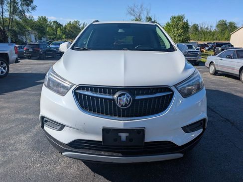 Used 2018 Buick Encore Preferred FWD image 2