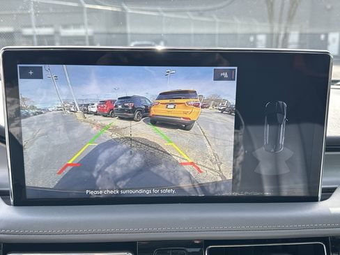 Used 2021 Lincoln Nautilus Reserve w/ Monochromatic Package image 31