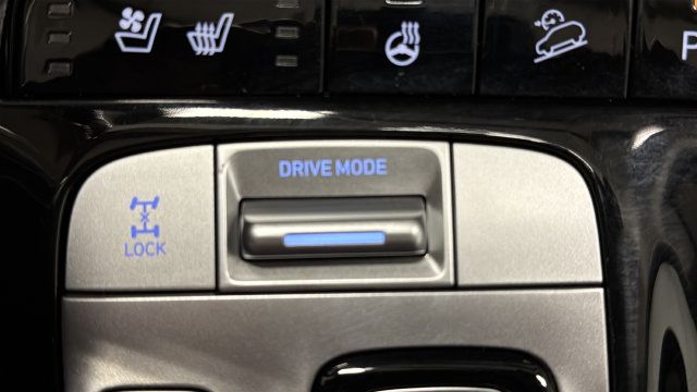 Used 2024 Hyundai Tucson Limited AWD/4WD image 35