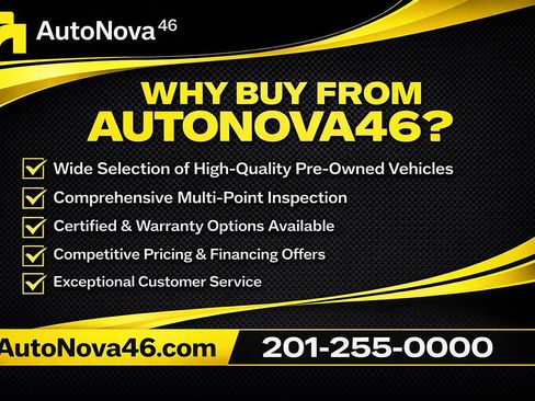 Used 2024 Cadillac Escalade ESV Premium Luxury image 2