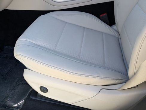 New 2026 Mercedes-Benz GLE 450 4MATIC image 4