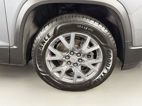 Used 2021 GMC Acadia SLT w/ Trailering Package AWD/4WD image 37
