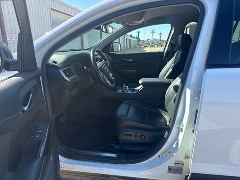Used 2023 GMC Acadia SLT w/ Elevation Edition AWD/4WD image 3