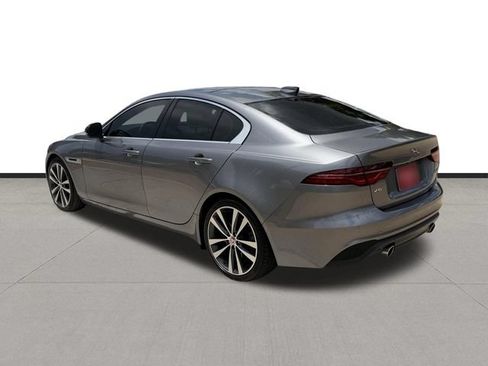 Used 2020 Jaguar XE S RWD image 7