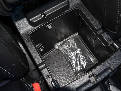 Used 2021 Jeep Wrangler Unlimited Sahara w/ Safety Group image 30