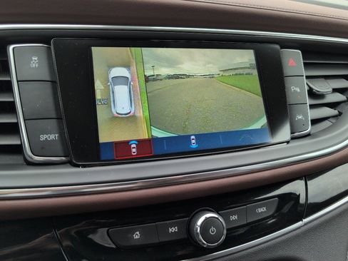 Used 2018 Buick Enclave Avenir w/ Avenir Technology Package image 36