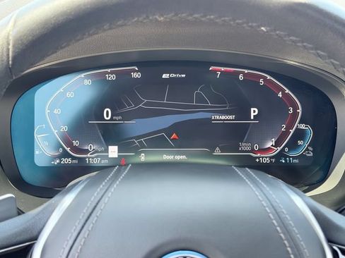 Used 2023 BMW 530e w/ Premium Package RWD image 25