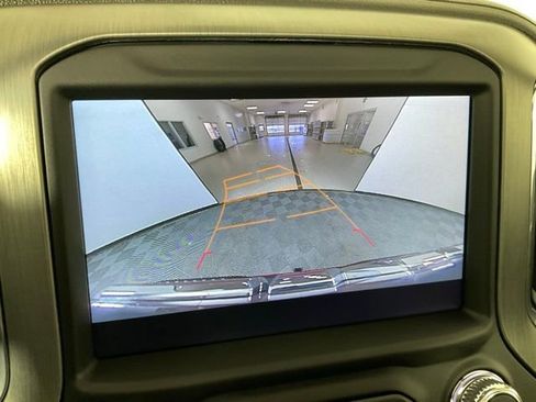 Used 2021 GMC Sierra 1500 Denali w/ Denali Premium Package image 11