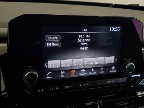 Used 2025 Nissan Pathfinder SV FWD image 19