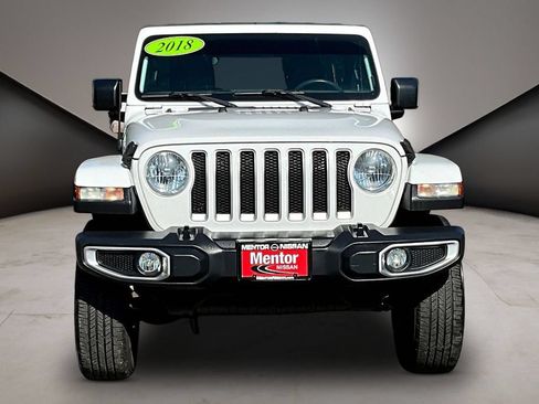 Used 2018 Jeep Wrangler Unlimited Sahara AWD/4WD image 3