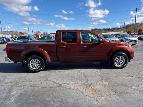 Used 2017 Nissan Frontier SV w/ SV Value Truck Package image 8
