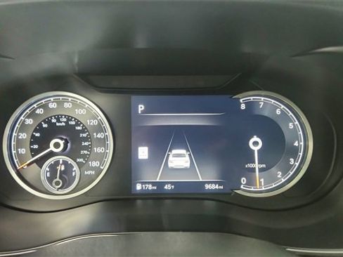 Used 2025 Genesis G70 3.3T Advanced w/ Sport Prestige Package image 38