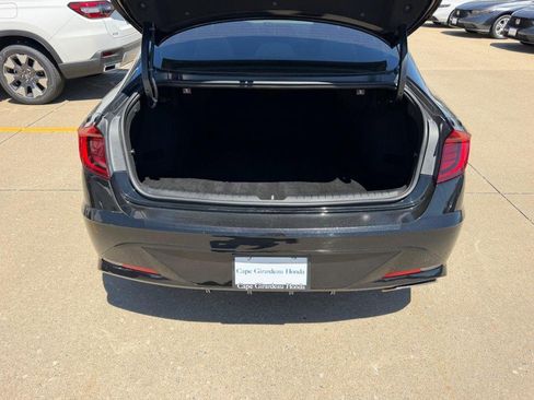 Used 2021 Hyundai Sonata SEL w/ Preferred Accessory Package FWD image 4