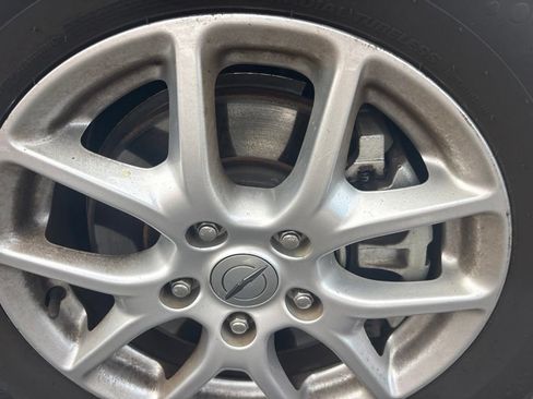 Used 2023 Chrysler Pacifica Touring-L FWD image 30