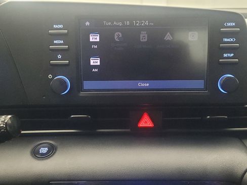 Used 2025 Hyundai Elantra Sport FWD image 25