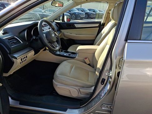 Used 2018 Subaru Outback 2.5i AWD/4WD image 14