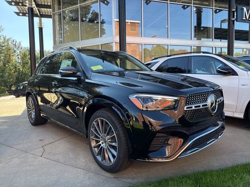 New 2026 Mercedes-Benz GLE 450 4MATIC image 1