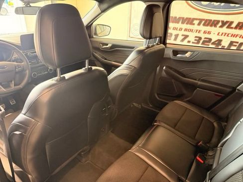 Used 2024 Ford Escape ST-Line AWD/4WD image 18