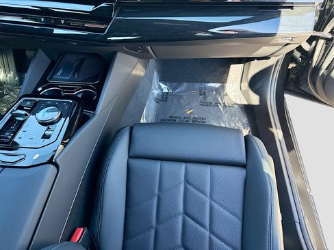New 2026 BMW 530i RWD image 18