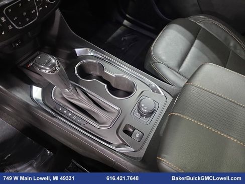 Used 2019 Chevrolet Traverse Premier w/ Driver Confidence II Package image 25