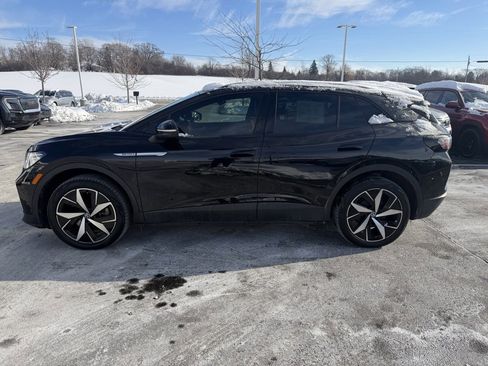 Used 2023 Volkswagen ID.4 Pro S image 3