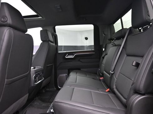 New 2026 GMC Sierra 2500 Denali w/ Denali Reserve Package AWD/4WD image 10