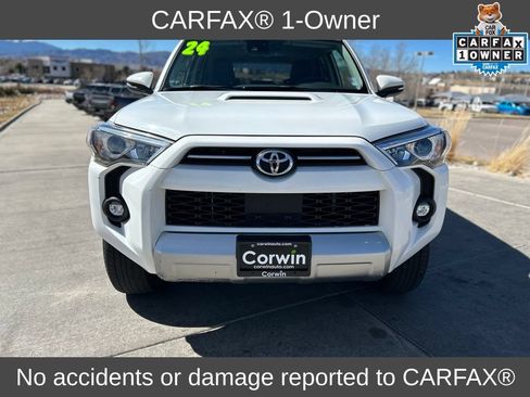 Used 2024 Toyota 4Runner TRD Off-Road Premium AWD/4WD image 2