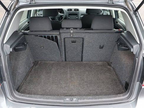 Used 2014 Volkswagen Golf 2.5L image 14