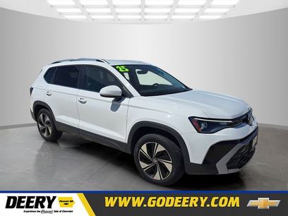 Used 2025 Volkswagen Taos SE