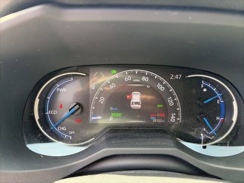 Used 2023 Toyota RAV4 XLE AWD/4WD image 6