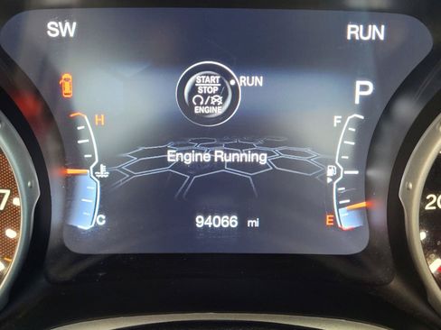 Used 2019 Jeep Compass Latitude w/ Popular Equipment Group FWD image 28