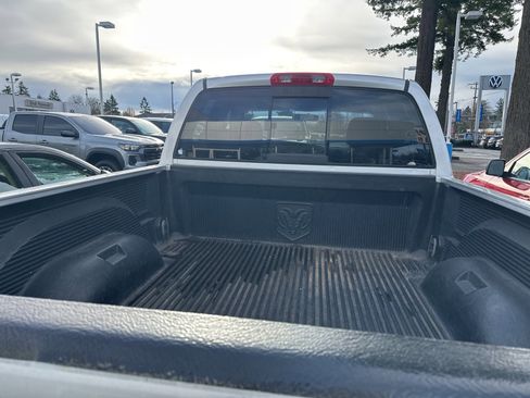 Used 2004 Dodge Ram 1500 Truck SLT w/ Big Horn Quad Cab Value Group image 6