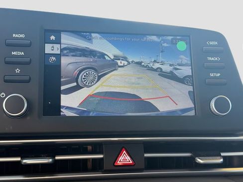 New 2026 Hyundai Elantra SE image 13