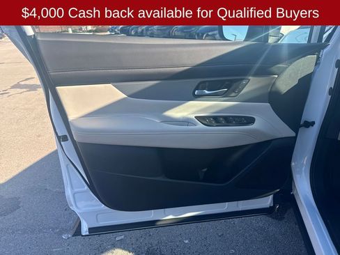 New 2026 Nissan Murano SL image 11