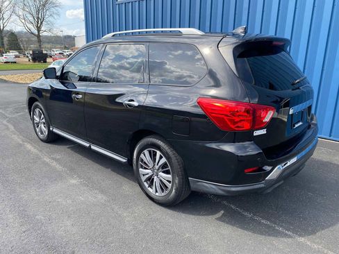 Used 2019 Nissan Pathfinder SL AWD/4WD image 3