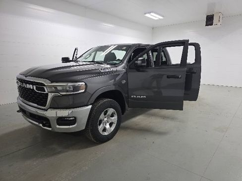 New 2026 RAM 1500 4x4 Crew Cab image 11
