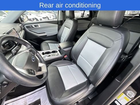 Used 2023 Ford Explorer XLT w/ Equipment Group 202A image 13