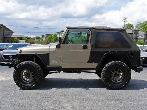 Used 2005 Jeep Wrangler Unlimited AWD/4WD image 8