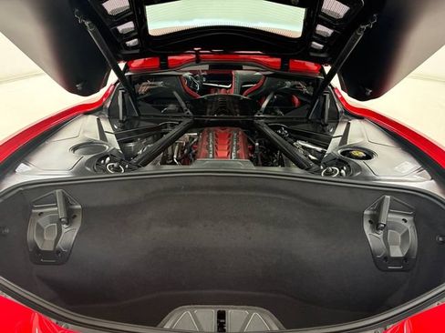 Used 2022 Chevrolet Corvette Stingray Preferred Cpe w/ Z51 Performance Package RWD image 16