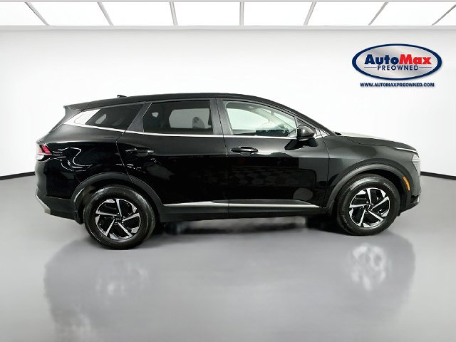 Used 2024 Kia Sportage LX AWD/4WD image 9